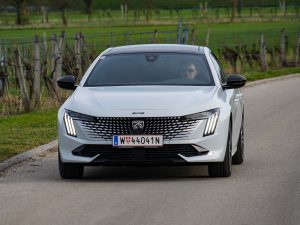Peugeot 508 GT Plug-In Hybrid 225 e-EAT8 (c) Dr. Marianne Skarics-Gruber