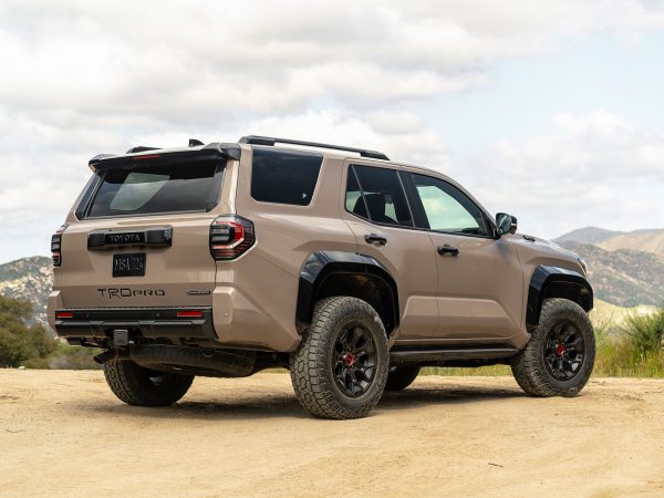 (c) Toyota