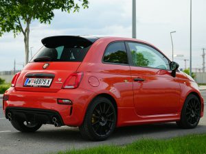 Abarth 695 Competizione (c) Kyrillos Ibrahim
