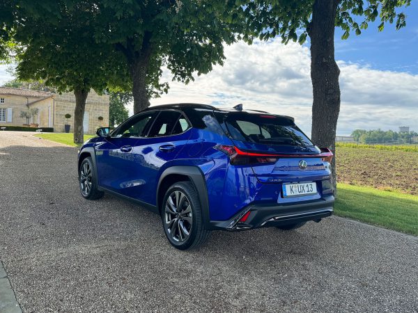 Lexus UX (c) Kyrillos Ibrahim