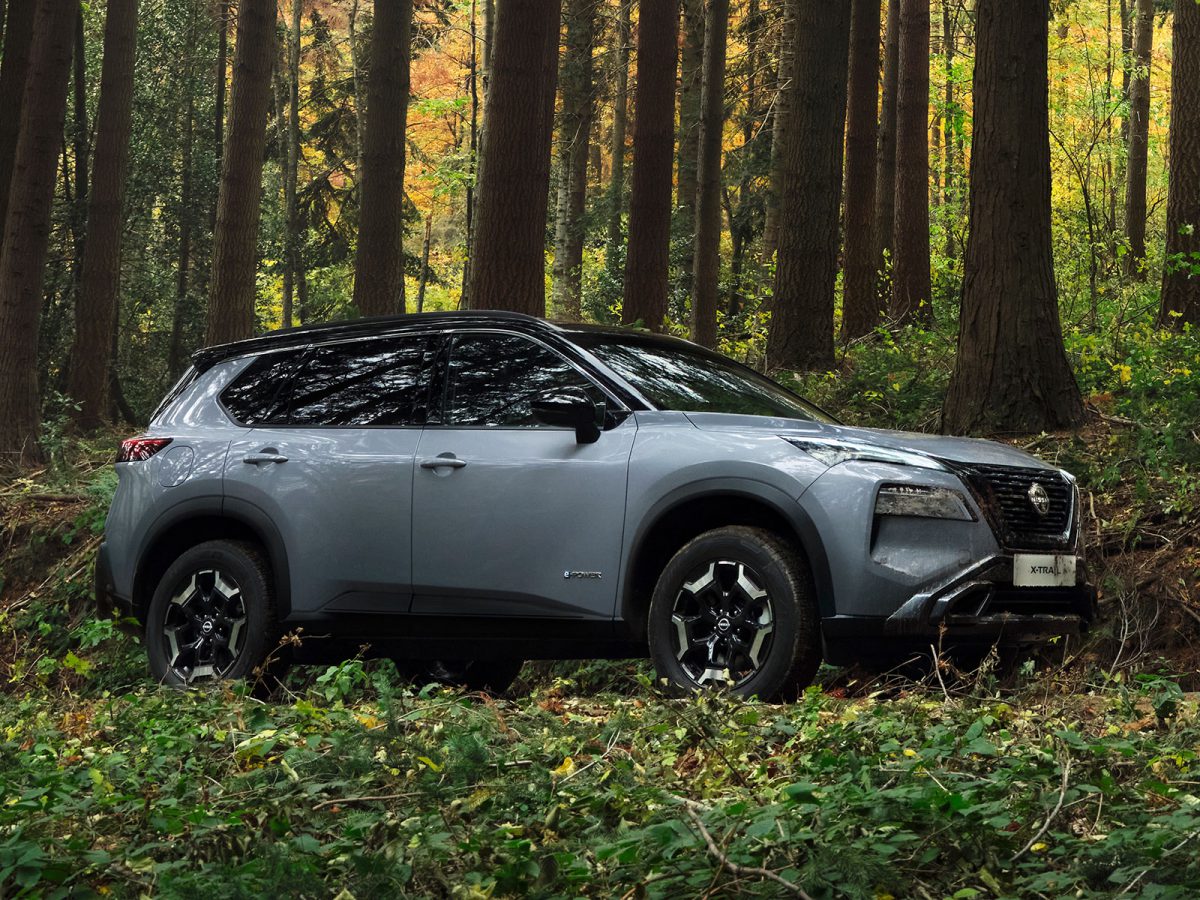 (c) Nissan