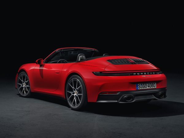 (c) Porsche AG