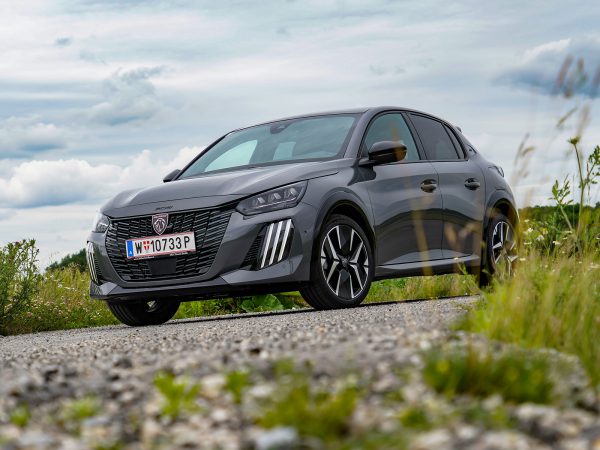 Peugeot 208 GT Hybrid 100 (c) Stefan Gruber