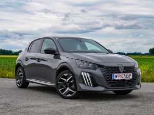 Peugeot 208 GT Hybrid 100 (c) Stefan Gruber