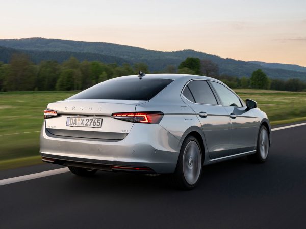 (c) Skoda Auto