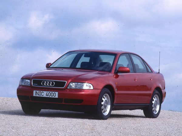 (c) Audi AG