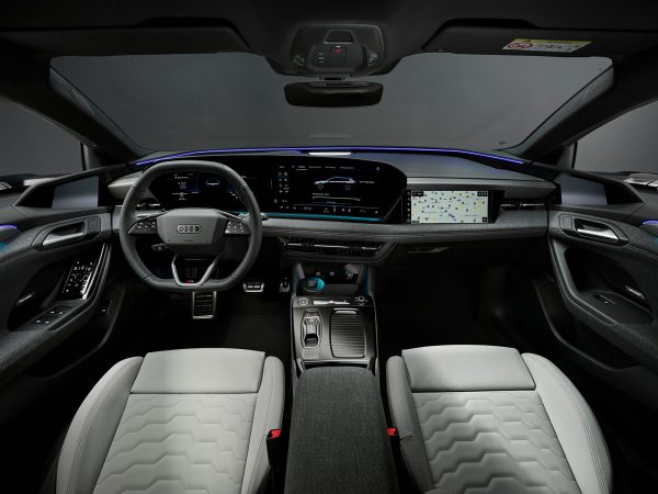 (c) Audi AG