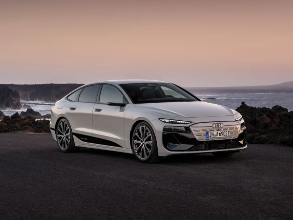 (c) Audi AG