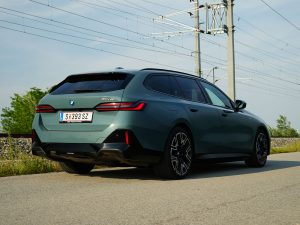 BMW i5 eDrive40 Touring (c) Kyrillos Ibrahim