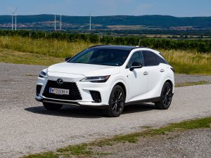 Lexus RX 450h+ (c) Stefan Gruber