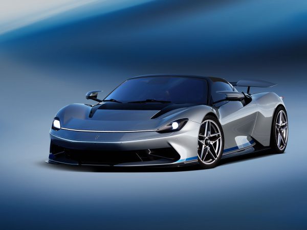 (c) Automobili Pininfarina