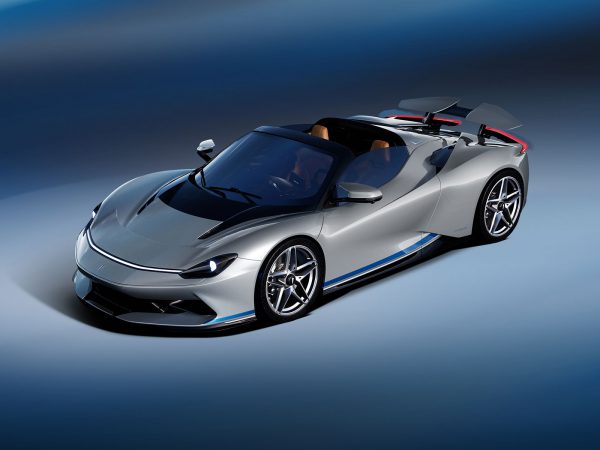 (c) Automobili Pininfarina