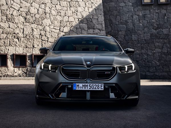 (c) BMW