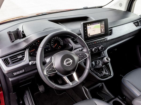 (c) Nissan