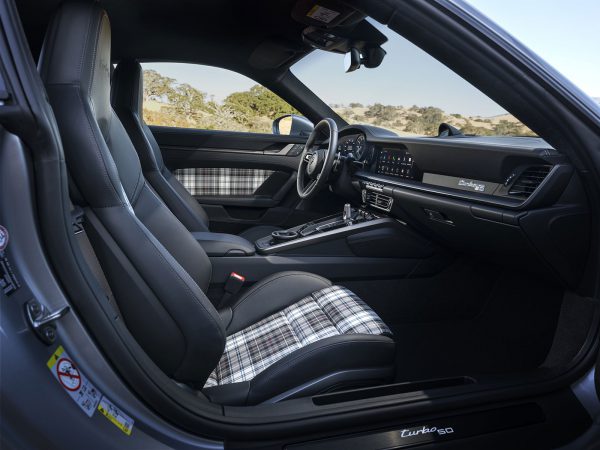 (c) Porsche