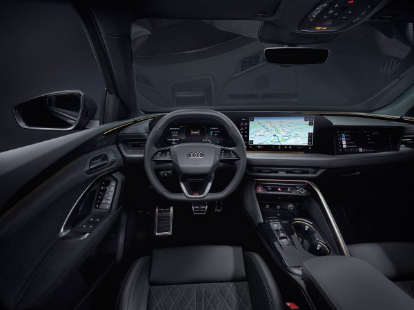 (c) Audi AG