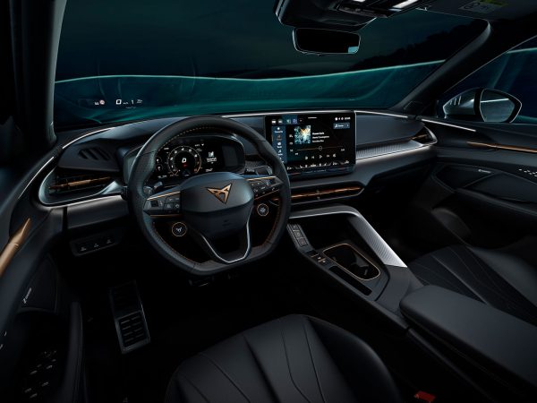 (c) SEAT, S.A. / Porsche Holding