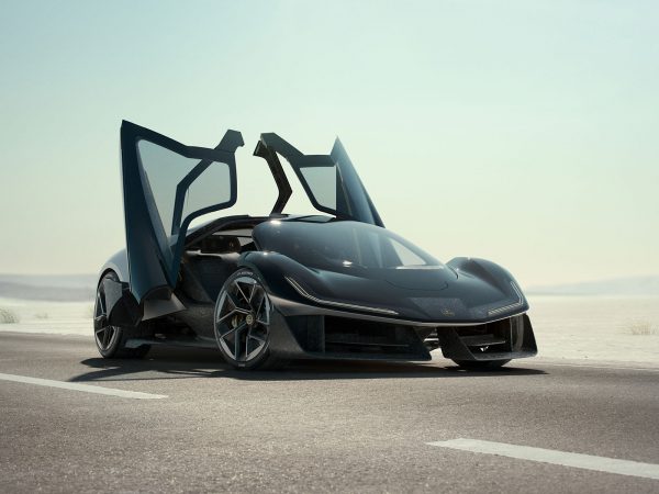 (c) Lotus Cars
