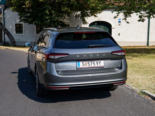 Skoda Superb Combi iV Laurin & Klement (c) Stefan Gruber