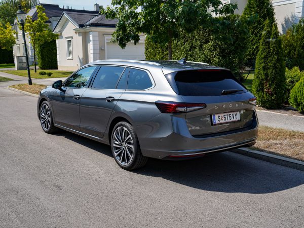 Skoda Superb Combi iV Laurin & Klement (c) Stefan Gruber