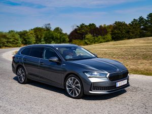 Skoda Superb Combi iV Laurin & Klement (c) Dr. Marianne Skarics-Gruber