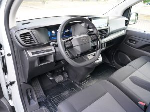 Toyota Proace 2,0 D-4D 144 AT Select (c) Stefan Gruber