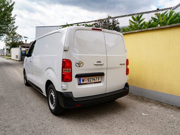 Toyota Proace 2,0 D-4D 144 AT Select (c) Stefan Gruber