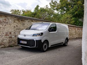 Toyota Proace 2,0 D-4D 144 AT Select (c) Stefan Gruber