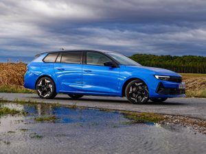 Opel Astra Sports Tourer Plug-in-Hybrid 180 (c) Stefan Gruber