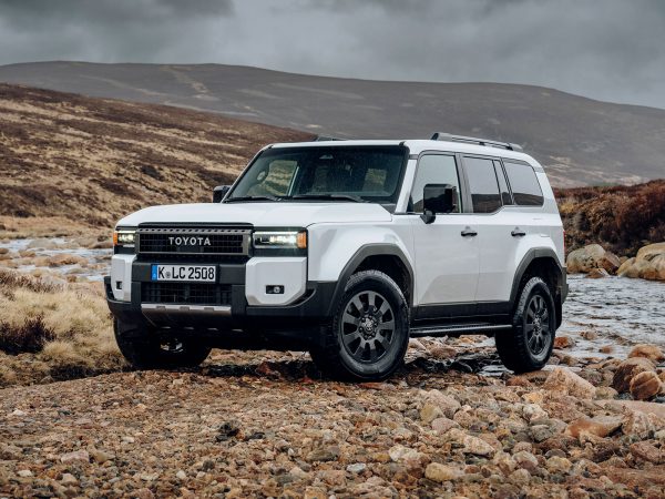 (c) Toyota