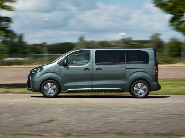 (c) Toyota