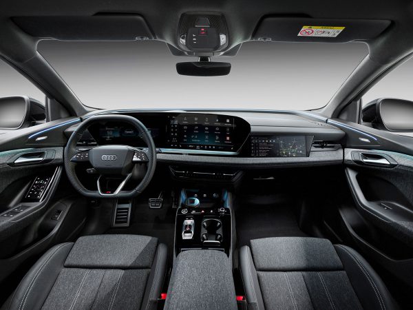 (c) Audi AG
