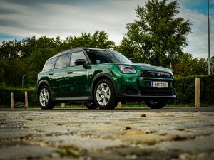 Mini Countryman SE All4 (c) Johannes Ibrahim