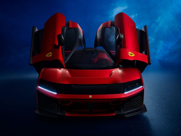 (c) Ferrari