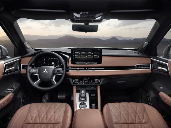 (c) Mitsubishi Motors Europe