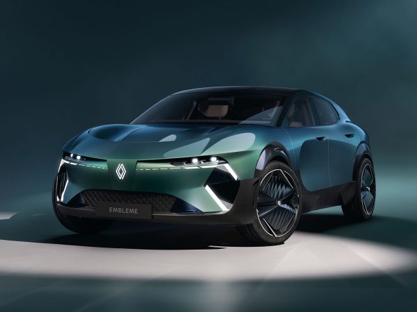 (c) Renault Communications