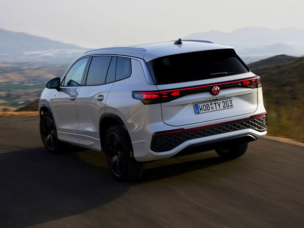(c) Volkswagen AG