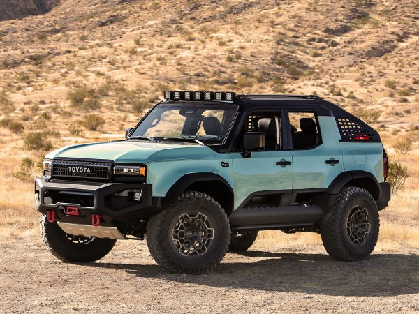 (c) Toyota