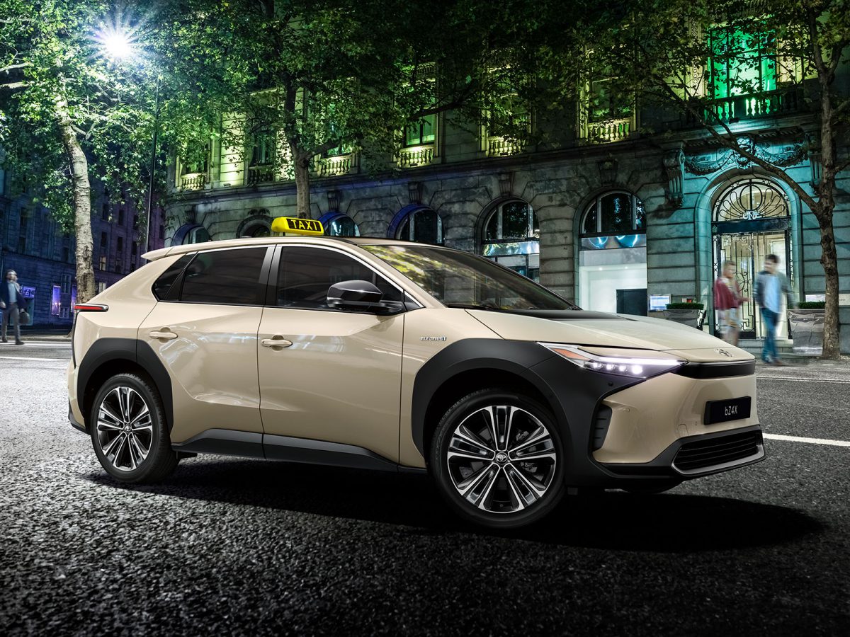 (c) Toyota