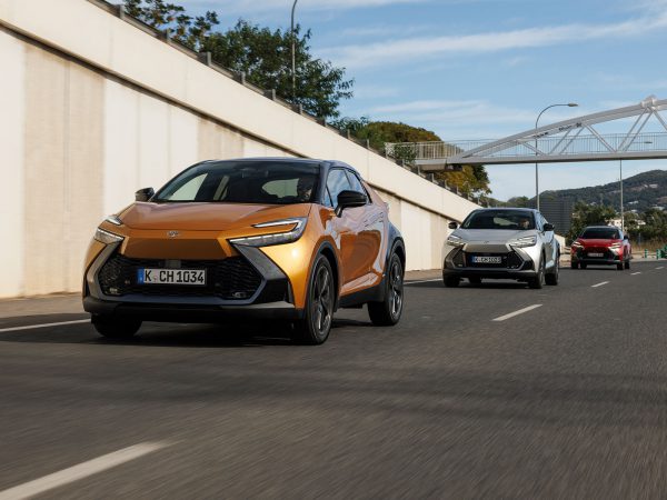 (c) Toyota