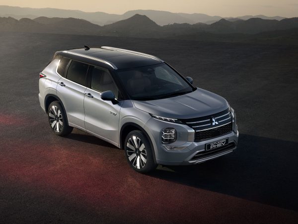 (c) Mitsubishi