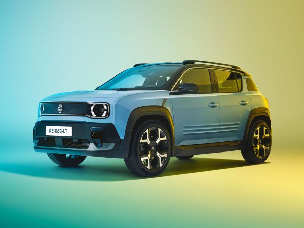 (c) Renault Communications