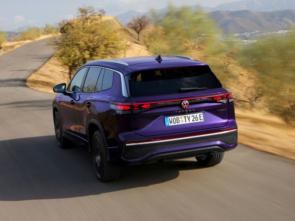 (c) Volkswagen AG