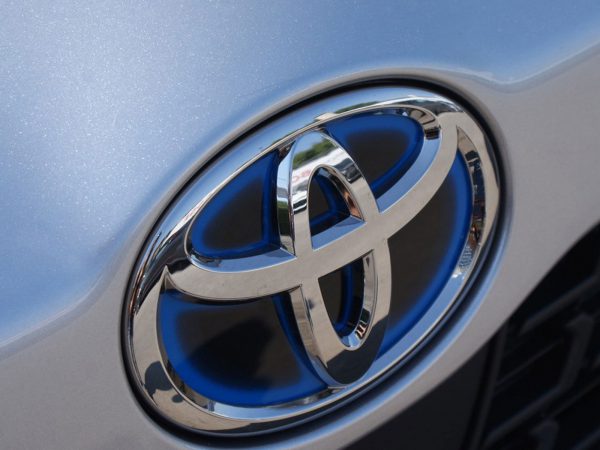 (c) Toyota