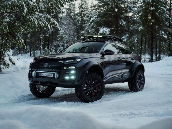 (c) Audi AG