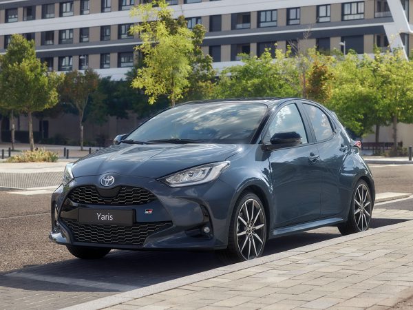 (c) Toyota