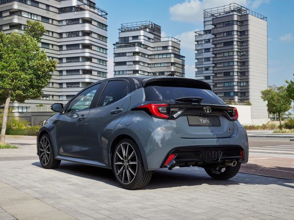 (c) Toyota
