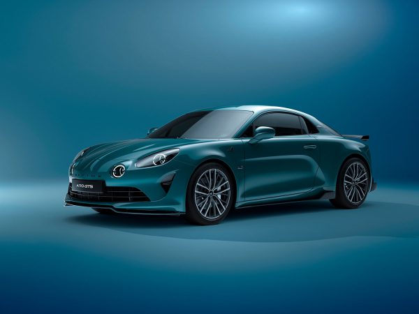 (c) Renault Communications