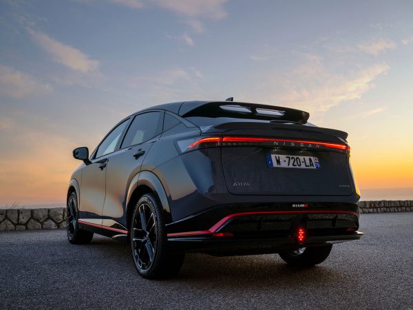 (c) Nissan