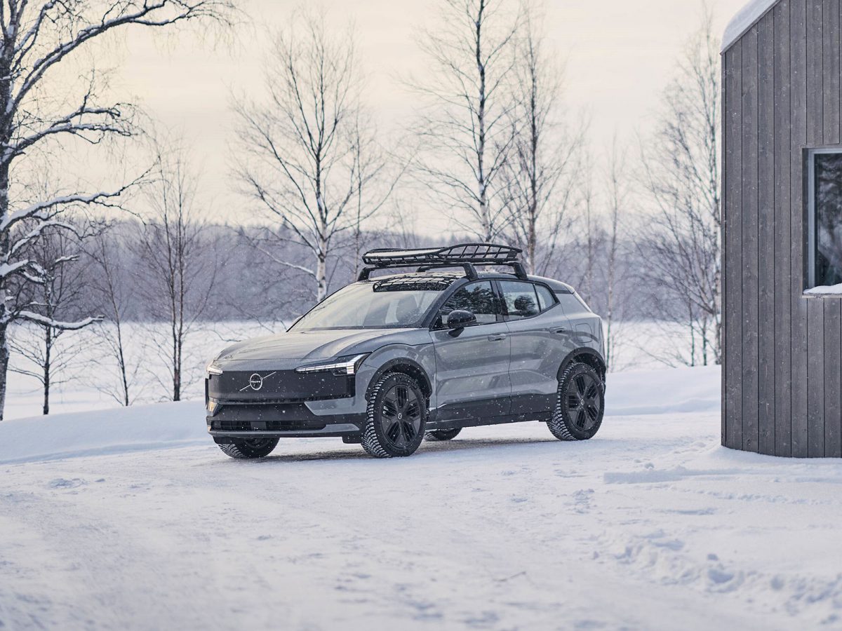 (c) Volvo Cars